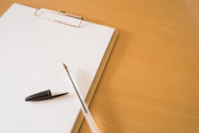 https://cplr.eu/wp-content/uploads/sites/358/2026/03/ball-pen-clipboard-with-papers-copie-e1772817529649.jpg
